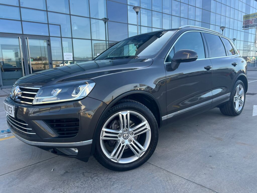 SE VENDE W.TOUAREG 3.0TDI TIPTRONIC R LINE 7