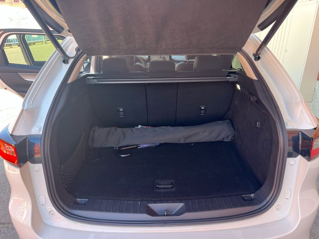 SE VENDE MAZDA CX 60 eSkyactic PHEV AWD HOMURA HIBRIDO ENCHUFABLE 32