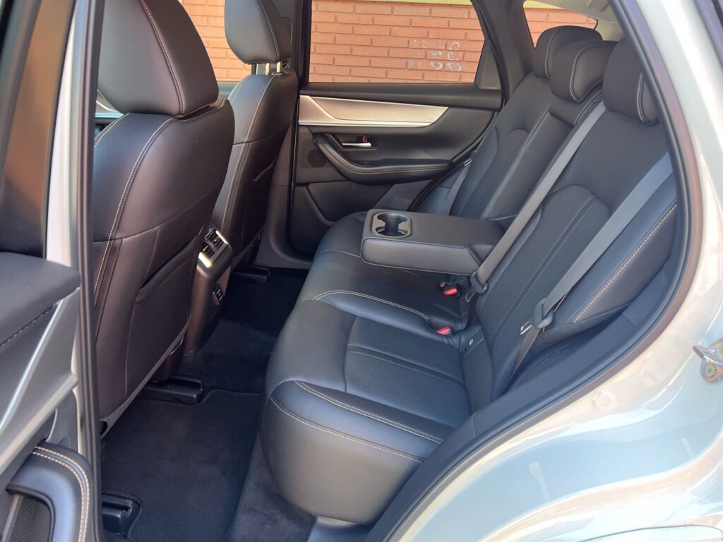 SE VENDE MAZDA CX 60 eSkyactic PHEV AWD HOMURA HIBRIDO ENCHUFABLE 36