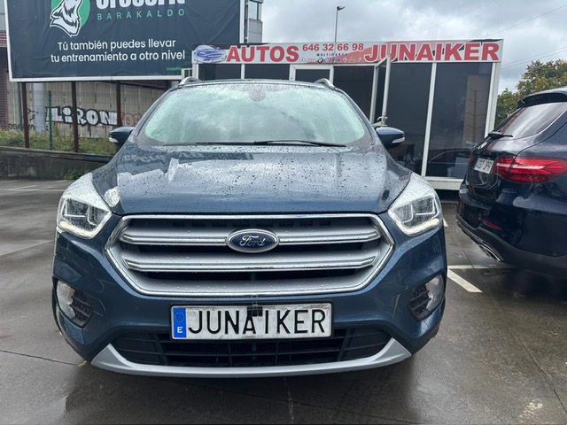 SE VENDE FORD KUGA 1.5 ECOBOOST 4X2 18