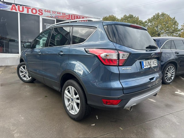SE VENDE FORD KUGA 1.5 ECOBOOST 4X2 19