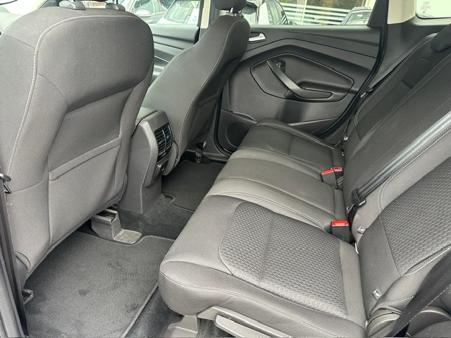 SE VENDE FORD KUGA 1.5 ECOBOOST 4X2 22